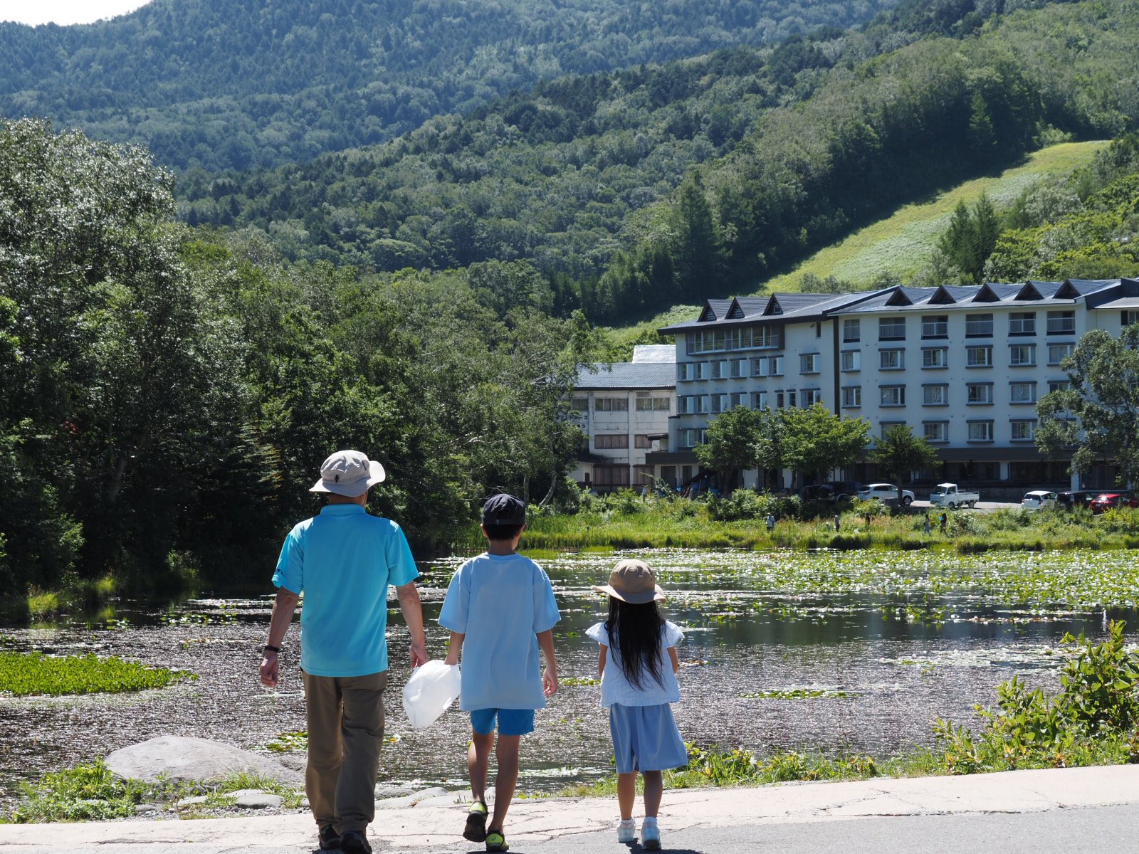 夏休みこども自然探検隊開催中！/Summer Vacation Kids Nature Exploration Team in Progress!